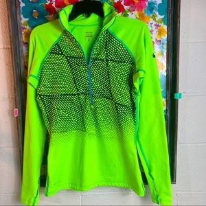 Nike Women’s Pro Dri-Fit 1/2 Zip Pullover. Sz. M